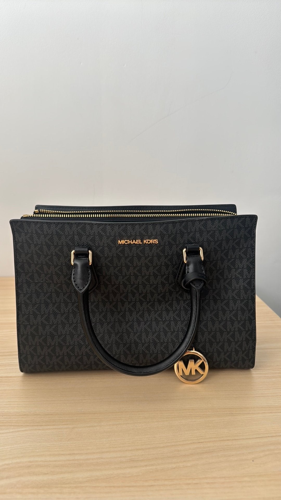 Sac Michael Kors noir original - Très bon état, Bijoux, Sacs & Beauté, Sacs | Sacs Femme, Comme neuf, Noir, Enlèvement ou Envoi