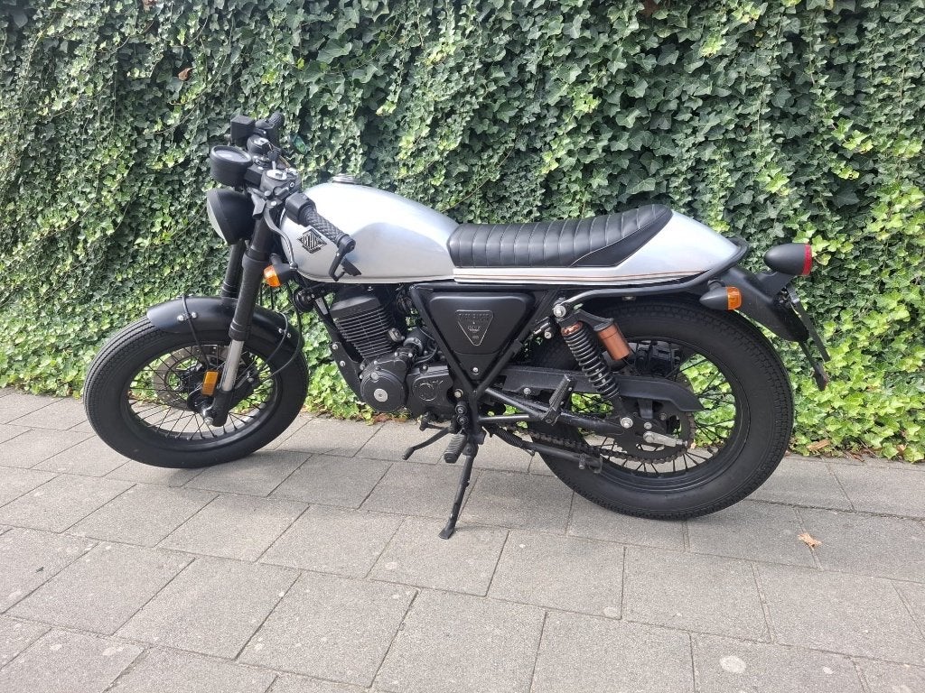 Archive Caferacer, Motoren, Ophalen
