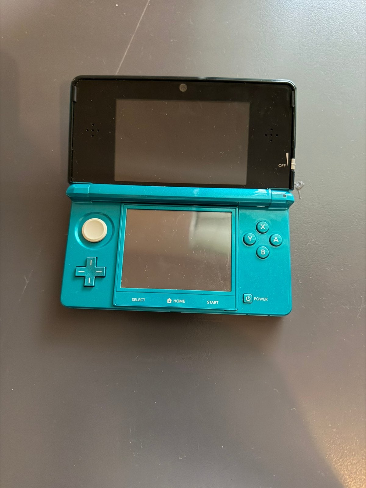 Nintendo 3DS + Sports Island 3D + lader, Games en Spelcomputers, Ophalen, Met games, Blauw, 3DS