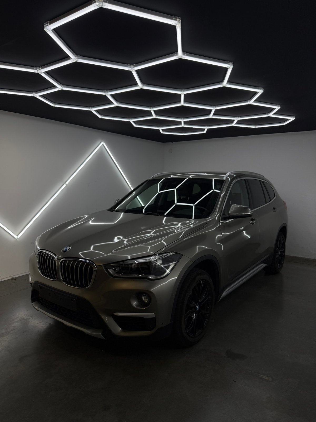 BMW X1 2.0 192PK| 2019| 101.682KM|FULL BMW HISTORY| GARANTIE, Auto's, Dealer onderhouden, Elektrische koffer, Euro 6, 4 cilinders