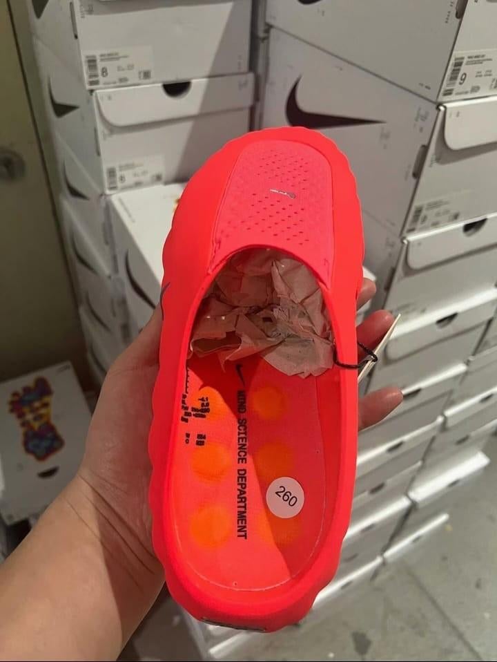 Nike mind 001, Ophalen of Verzenden