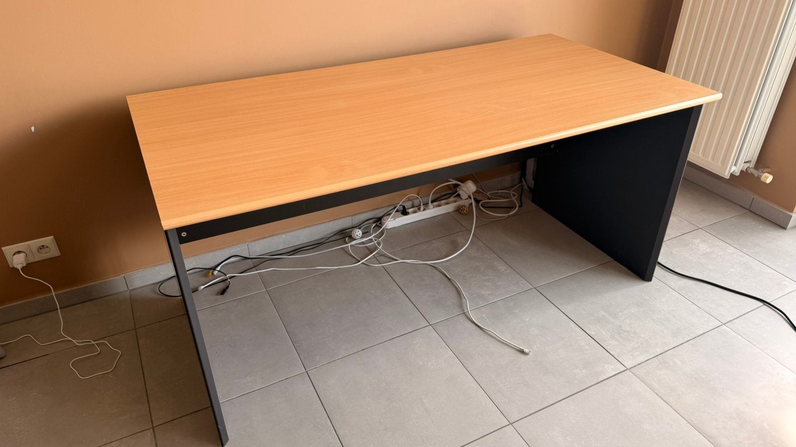 Bureau + ladenkast op wielen, Maison & Meubles, 160 cm, Enlèvement, Utilisé, Avec roues