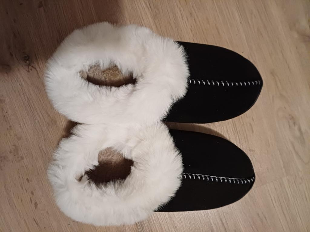 Zwarte pantoffels maat 38-39, Kleding | Dames, Schoenen, Ophalen