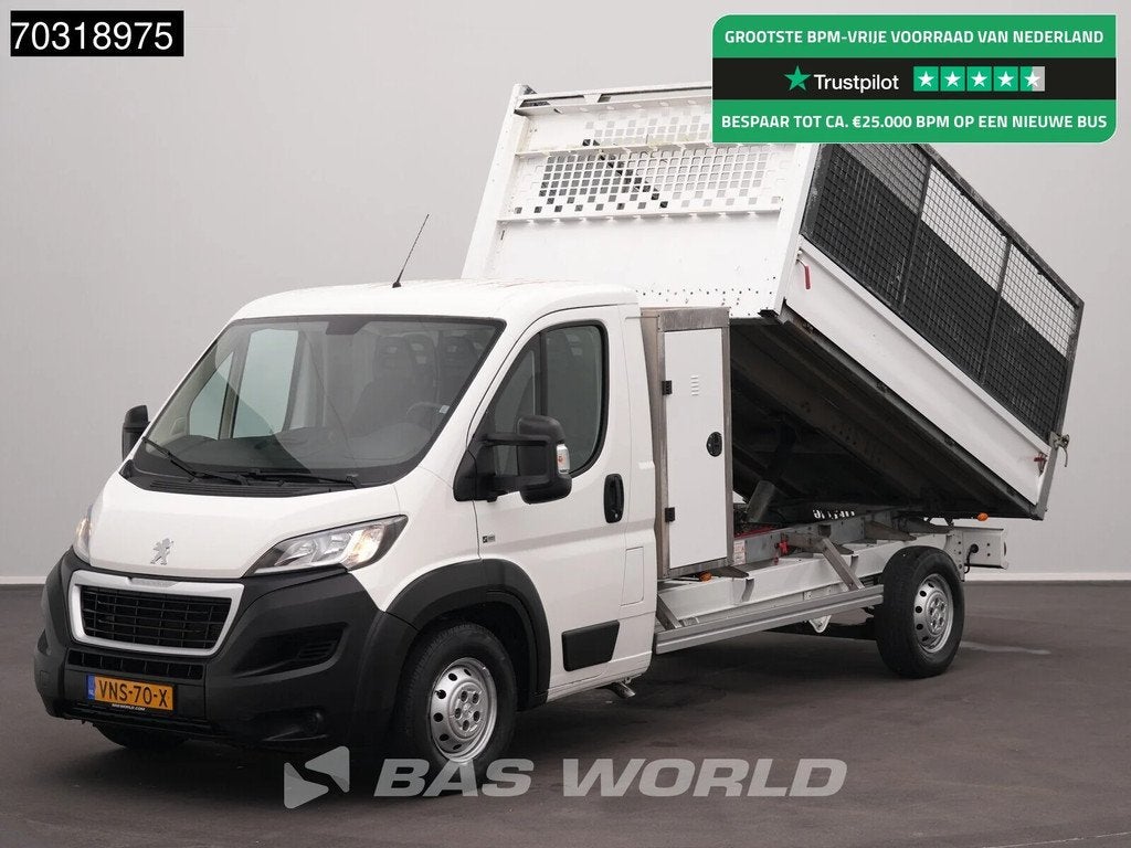 Peugeot Boxer 160PK Kipper met Kist Trekhaak Airco Euro6 Tip, Auto's, Bestelwagens en Lichte vracht, Bedrijf, Te koop, Airconditioning