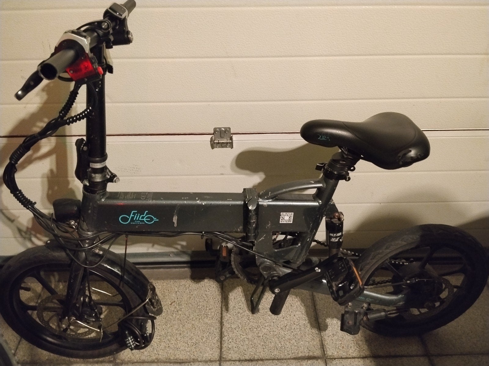 Fiido plooifiets met gashendel, Fietsen en Brommers, Elektrische fietsen, Ophalen of Verzenden