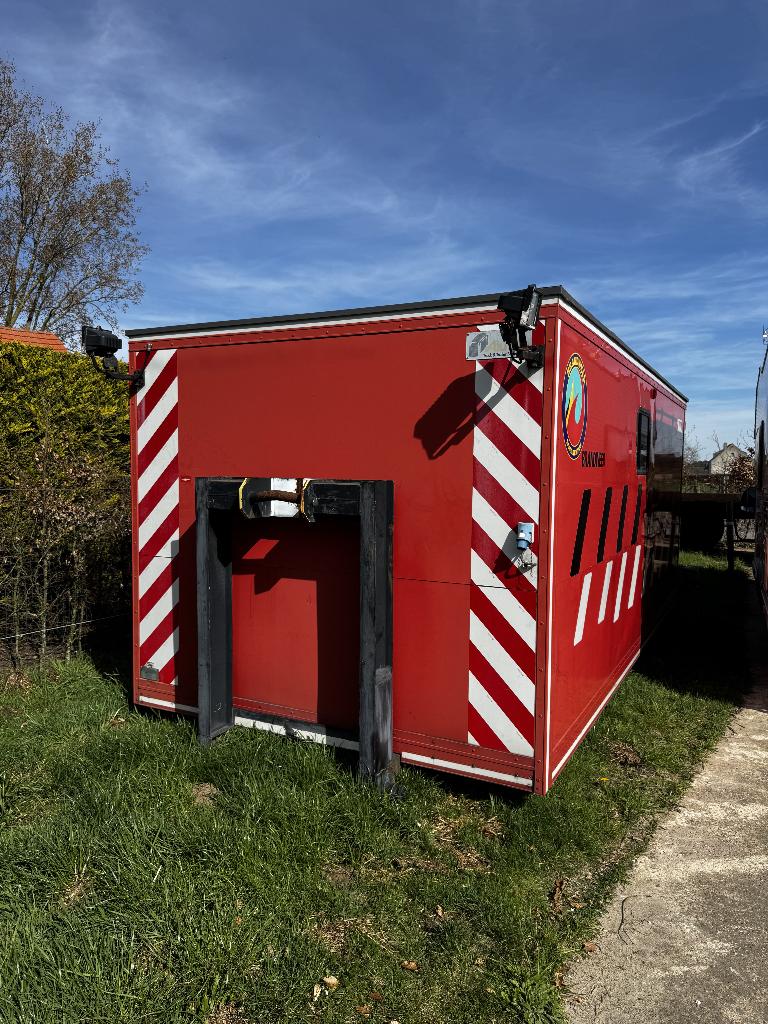 Conteneur à matériaux ALUVAN 540x250x240 cm, Enlèvement