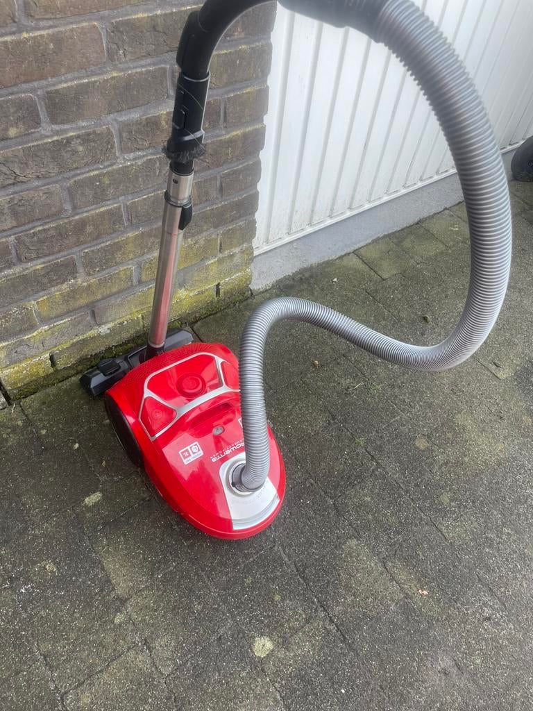 Rowenta compact power stofzuiger, Elektronische apparatuur, Stofzuigers, Ophalen, Zo goed als nieuw, Stofzak, Stofzuiger