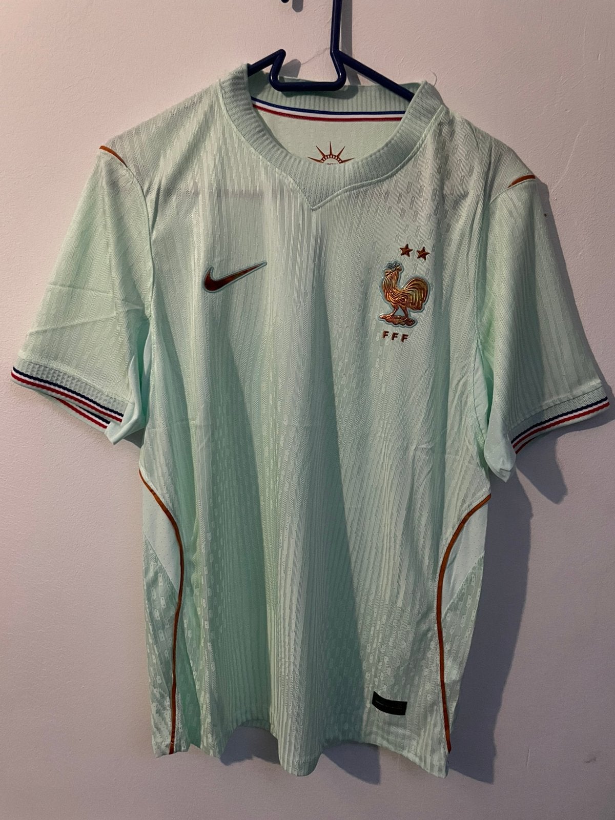 Maillot de l’équipe de France coupe du monde 2026, Enlèvement, Comme neuf, Maillot