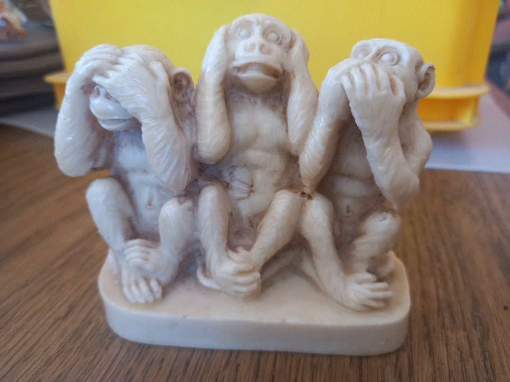 Beeldje van de 3 wijze apen - in marmer, Antiek en Kunst, Ophalen of Verzenden