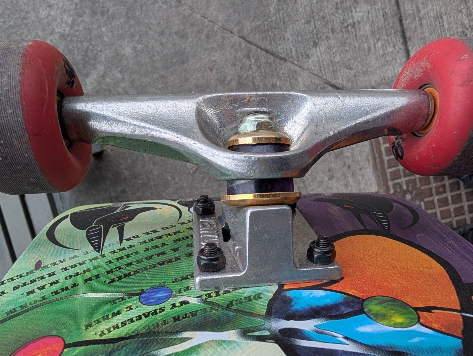 Creature 8.8" skateboard met Venture trucks., Sport en Fitness, Skateboarden, Ophalen, Skateboard