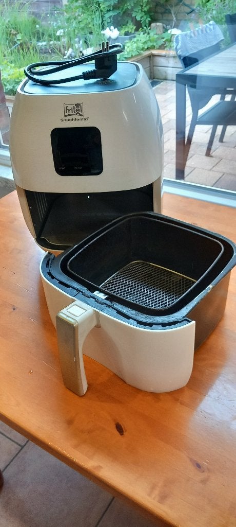 airfryer Fritel Snacktastic 4703 - bon état, Electroménager, Enlèvement, Utilisé, Friteuse à air, 1000 à 1499 grammes