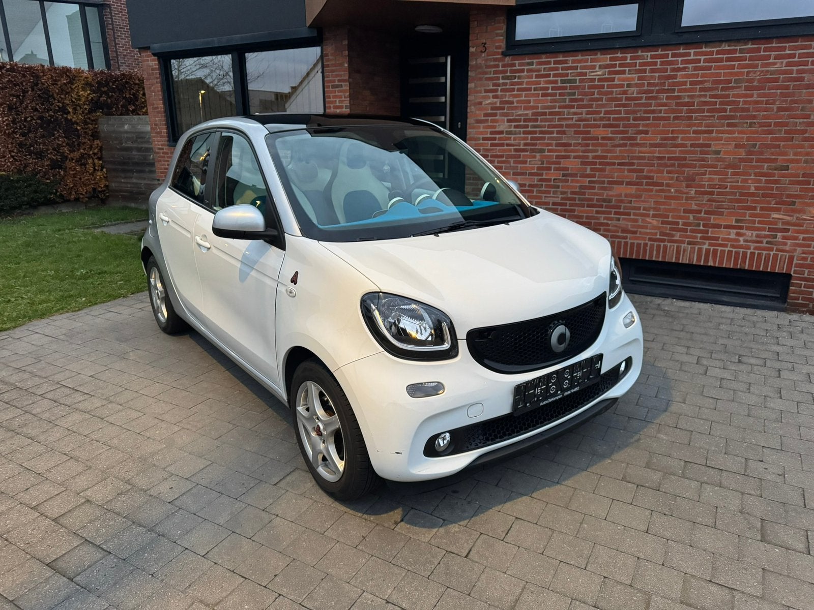 Smart ForFour 1.0 essence, https://public.car-pass.be/vhr/6c387cc7-6c90-413b-b0f5-91a4cc3fff69, Achat, Entreprise, Boîte manuelle