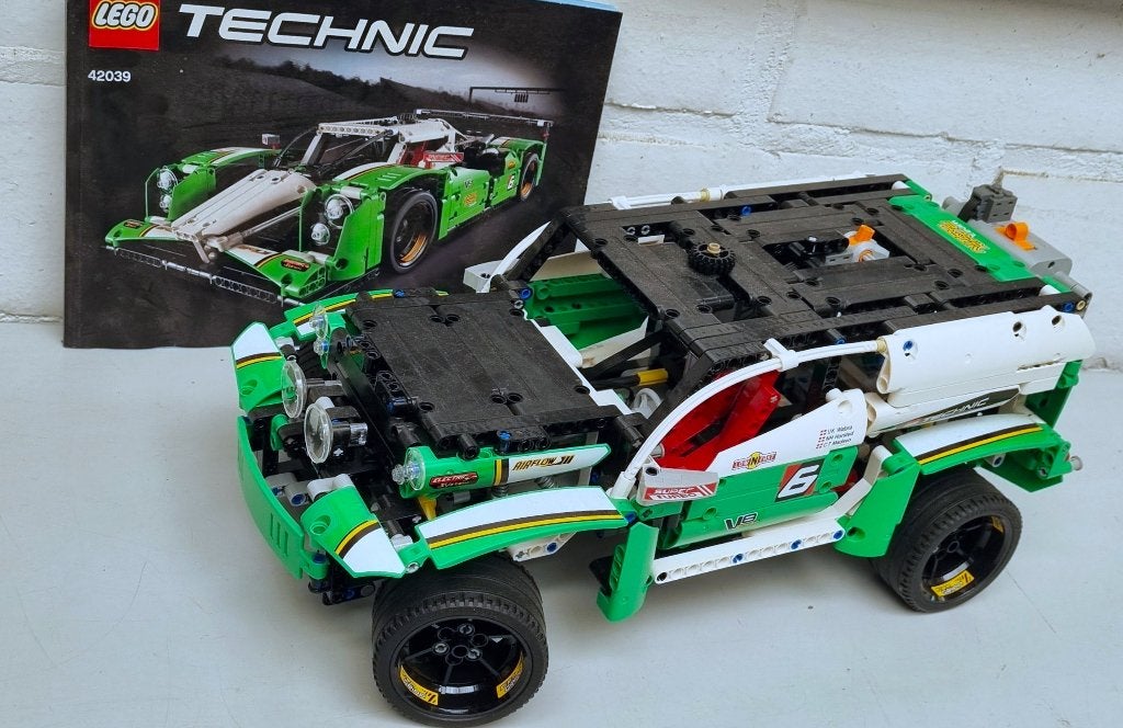 LEGO Technic 42093 - Chevrolet Corvette ZR1, Ophalen, Lego, Compleet, Zo goed als nieuw