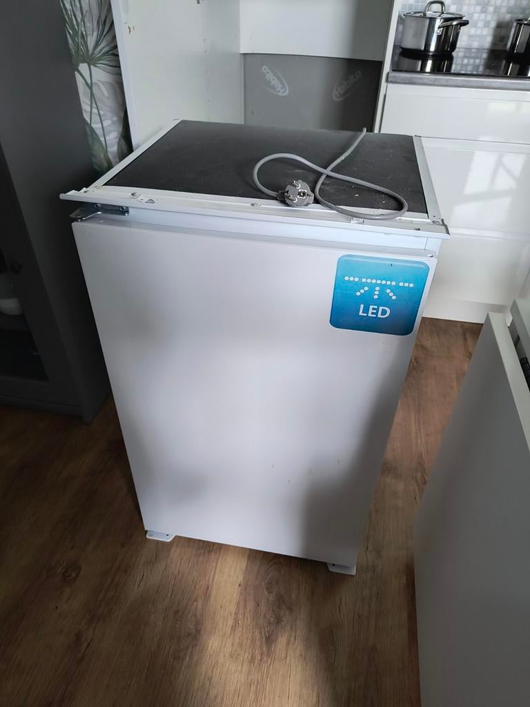 Inbouw koelkast met vriesvak, Elektronische apparatuur, Vriezers en Diepvrieskisten, Ophalen, Inbouw