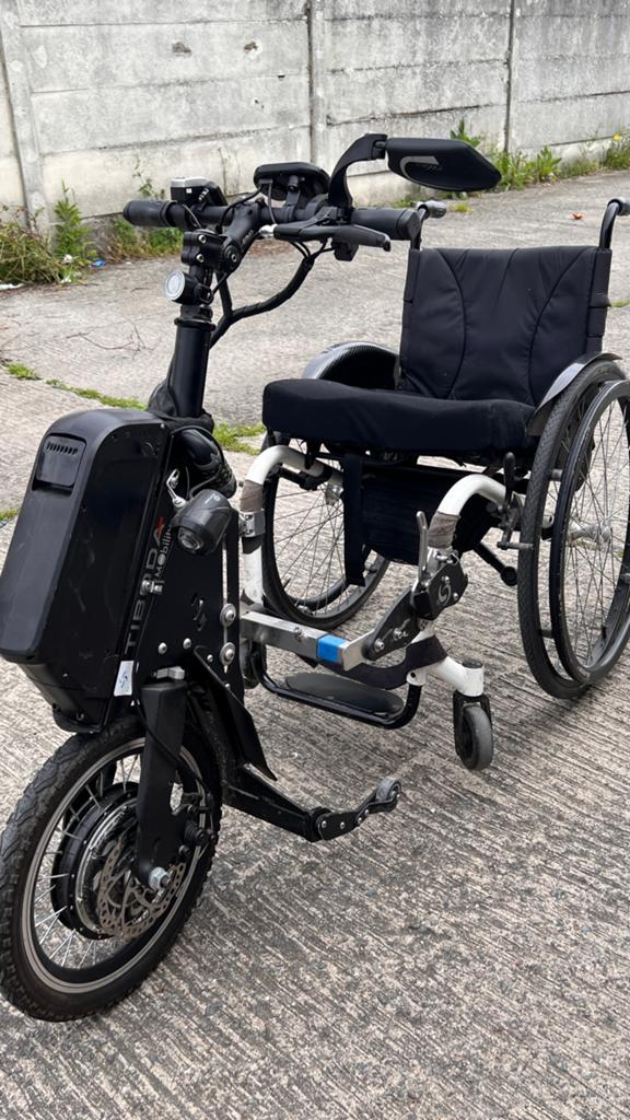Handbike Tiboda  met 2 batterie & 2 Küschall rolstoen, Diversen, Rolstoelen, Ophalen, Gebruikt, Handbewogen rolstoel