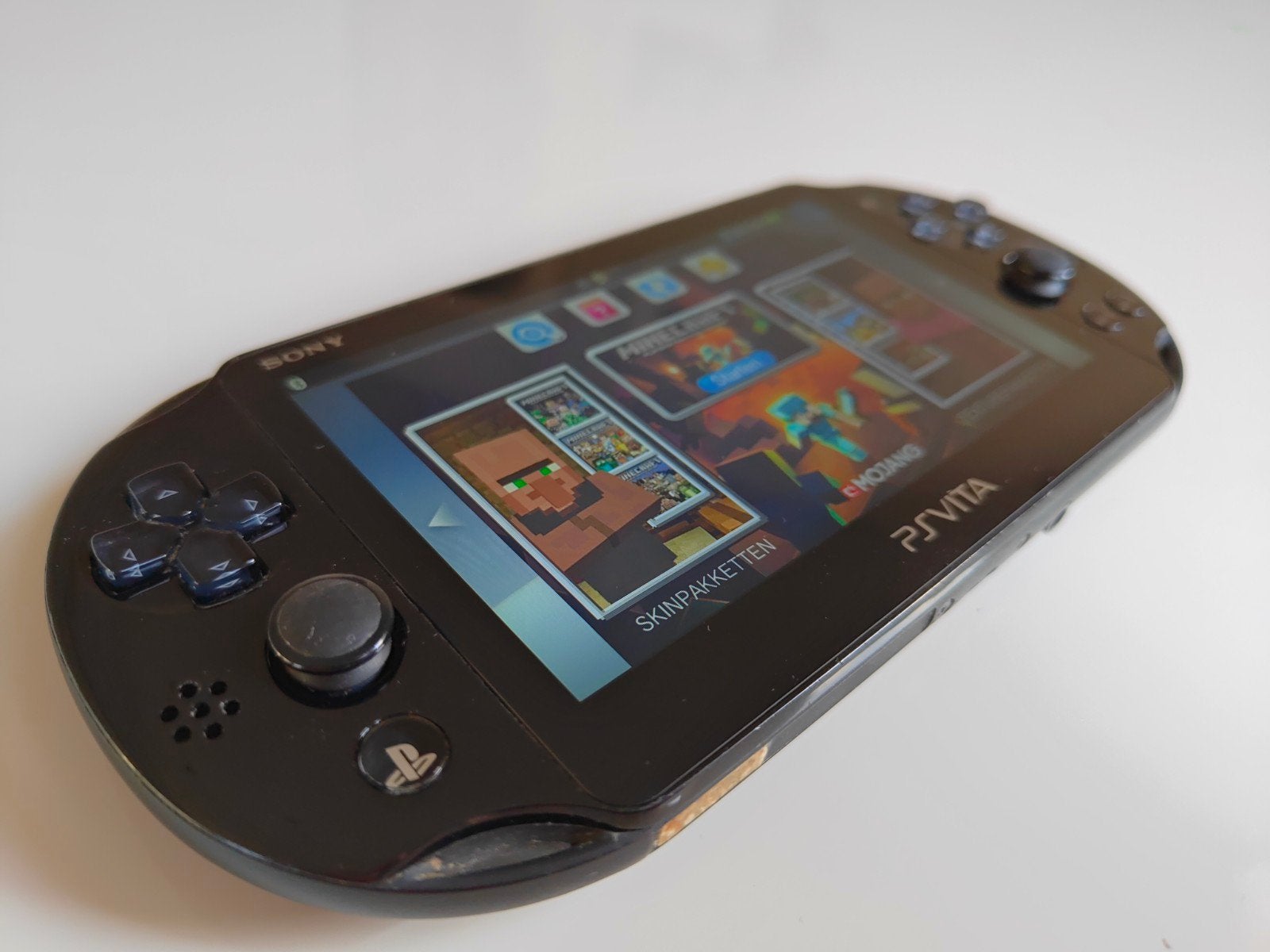 Ps Vita 'slim model', Games en Spelcomputers, Spelcomputers | Overige, Ophalen