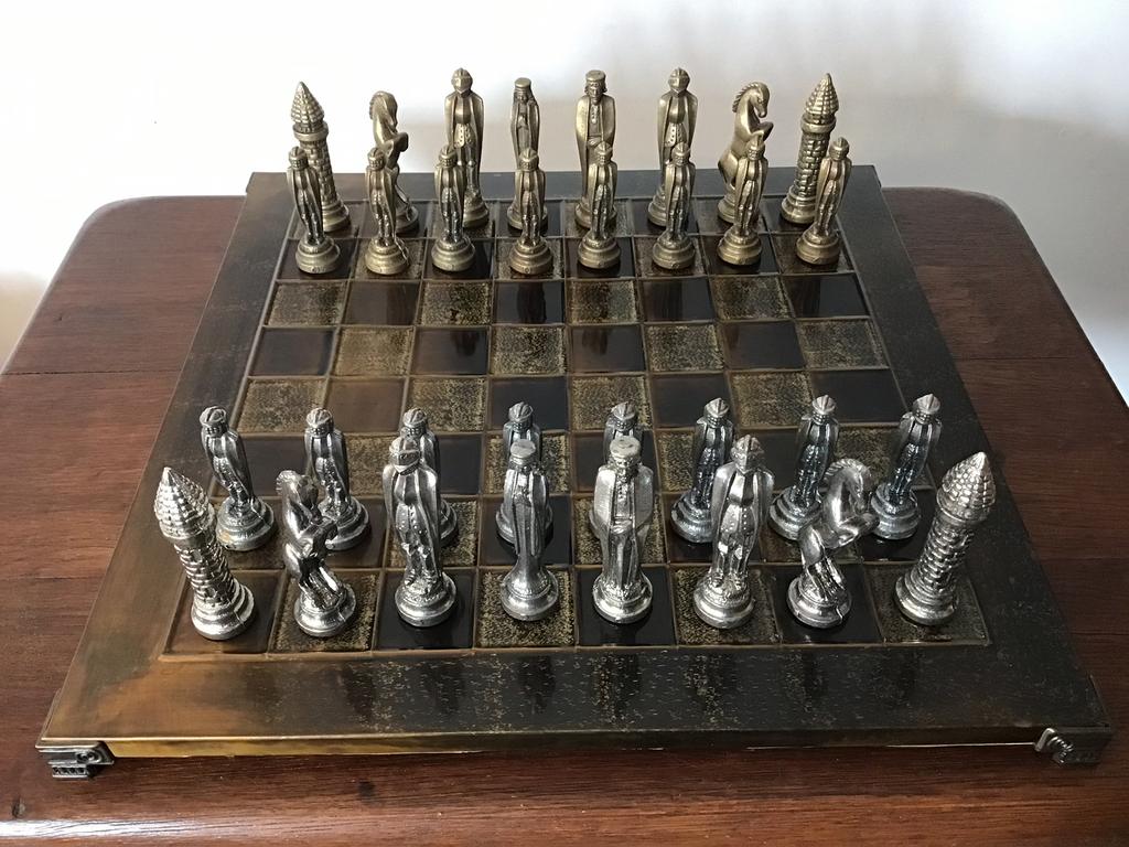 Prachtig schaakspel metalen bord en metalen schaakstukken., Ophalen of Verzenden