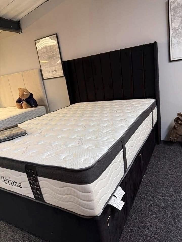 Tweepersoonsbed met matras en hoofdbord, Kinderen en Baby's, Kinderkamer | Bedden, Verzenden, Nieuw, 140 tot 160 cm, 100 cm of meer