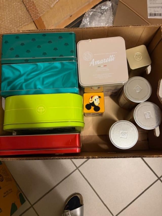 Banaandoos met allerlei blikken alles voor 5 euro, Diversen, Ophalen, Zo goed als nieuw