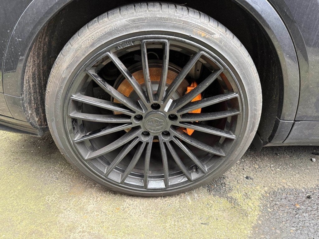 REMKLAUW RECHTS ACHTER Cayenne III (9YA) (|9Y0615424N|), Auto-onderdelen, Gebruikt, Porsche