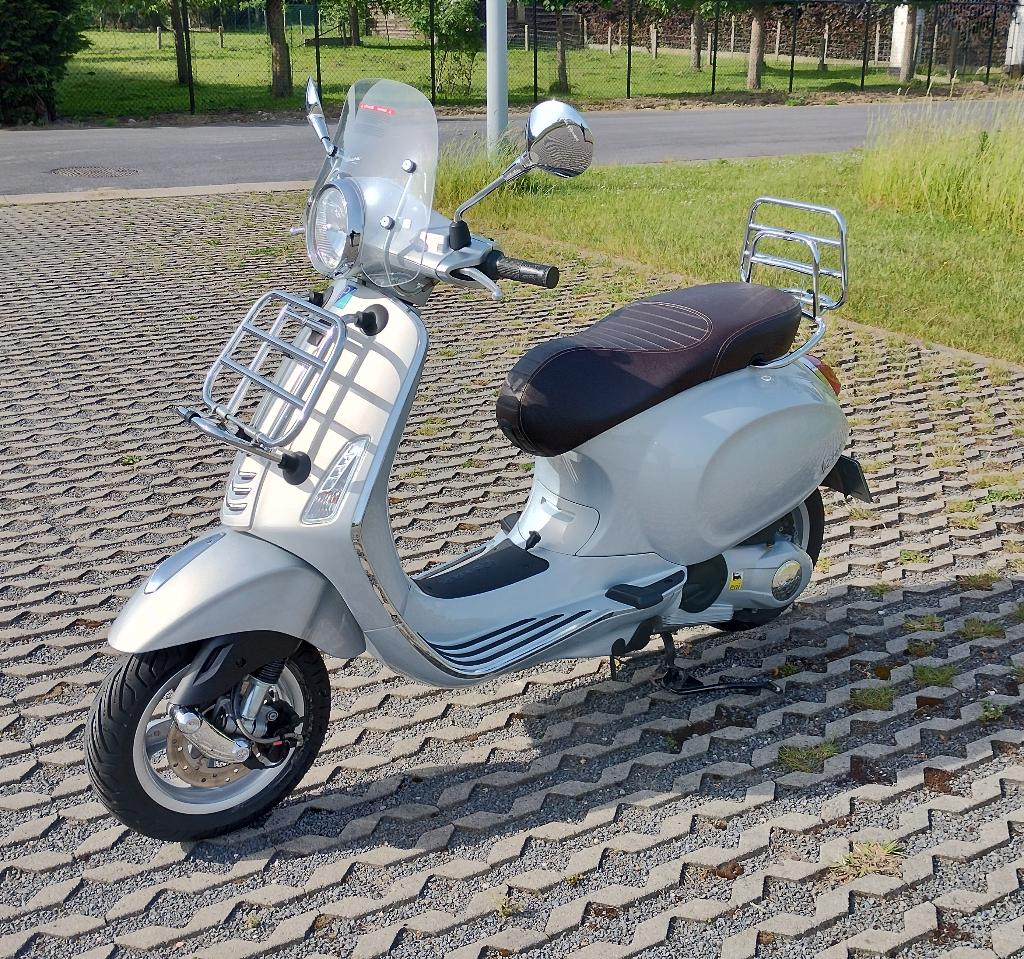 Vespa Primavera 125cc Touring, Fietsen en Brommers, Scooters | Vespa, Ophalen, Gebruikt, Overige modellen, 125 cc