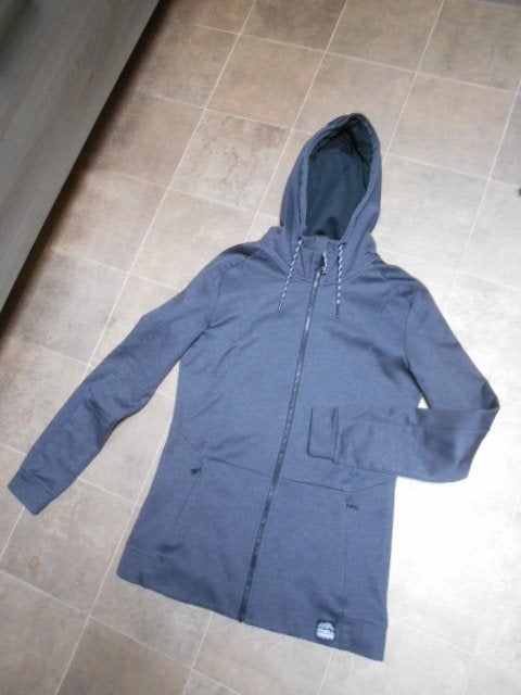 Gilet d'entraînement O'Neill gris, taille M, Vêtements | Femmes, Pulls & Gilets, Taille 38/40 (M), Gris, Enlèvement ou Envoi, Comme neuf