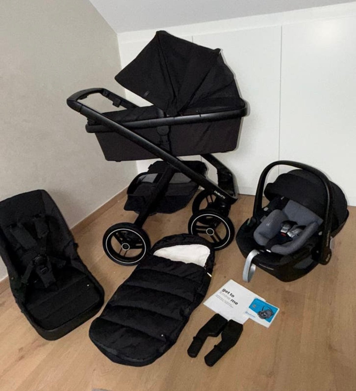 Dubatti Two 3-in-1 Carbon Black+Maxi Cosi pebbel 360, Ophalen, Zo goed als nieuw, Kinderwagen