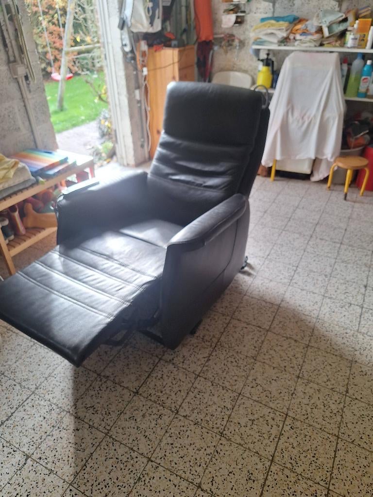 Schommelende elektrische relaxfauteuil, Ophalen, Gebruikt, Classique, 75 tot 100 cm