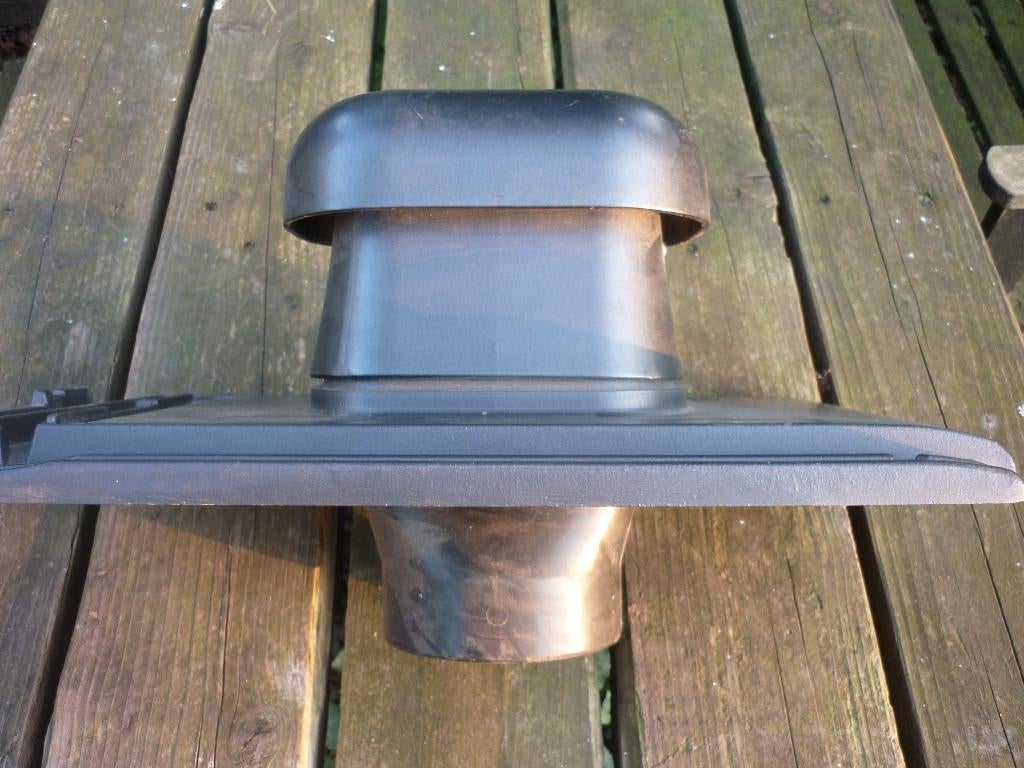 Erlus dakpan ventilatiedoorvoer aluminium, Doe-het-zelf en Bouw, Dakpannen en Dakbedekking, Zwart, Nieuw, Ophalen of Verzenden