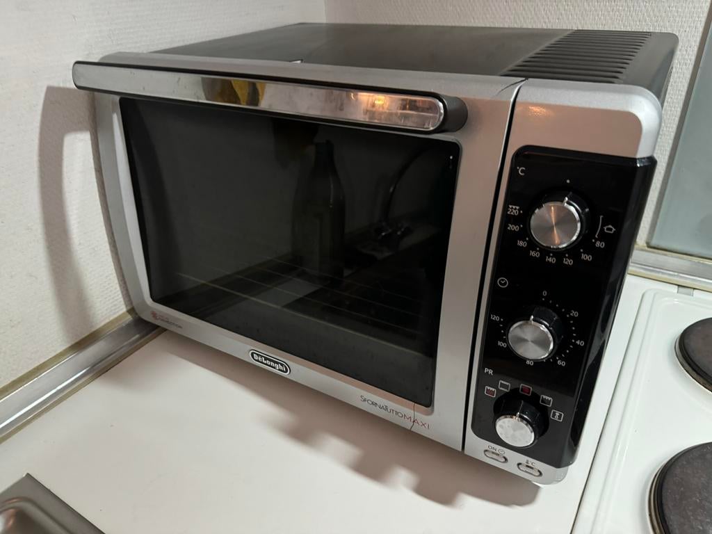 Four Delonghi 32l, Electroménager, Enlèvement, Comme neuf, Four