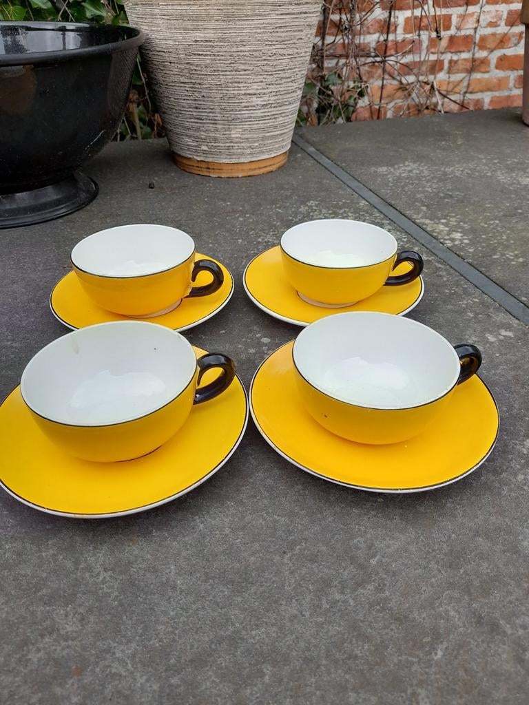 4 tasses et soucoupes art déco jaune orangé Nimy, Enlèvement ou Envoi