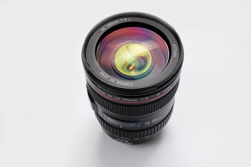 Canon EF 24-105mm f/4 L IS USM lens + lens hood & Filter, Enlèvement ou Envoi, Comme neuf, Canon