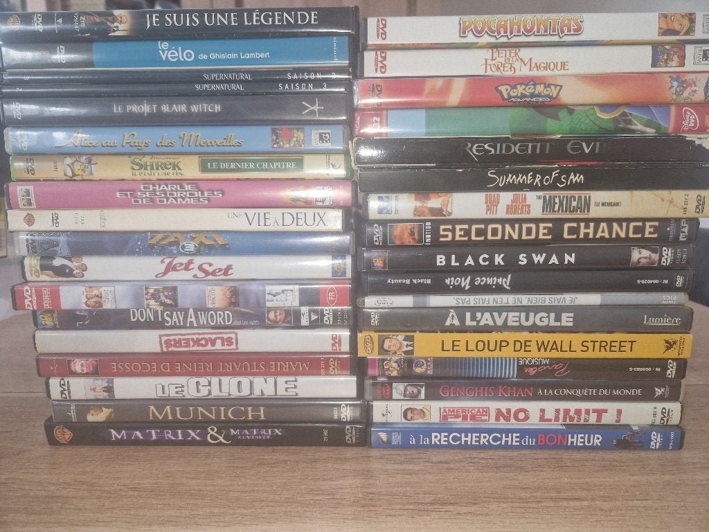 Lot de 36 DVD originaux, CD & DVD, Français, Autres genres, Enlèvement, Utilisé