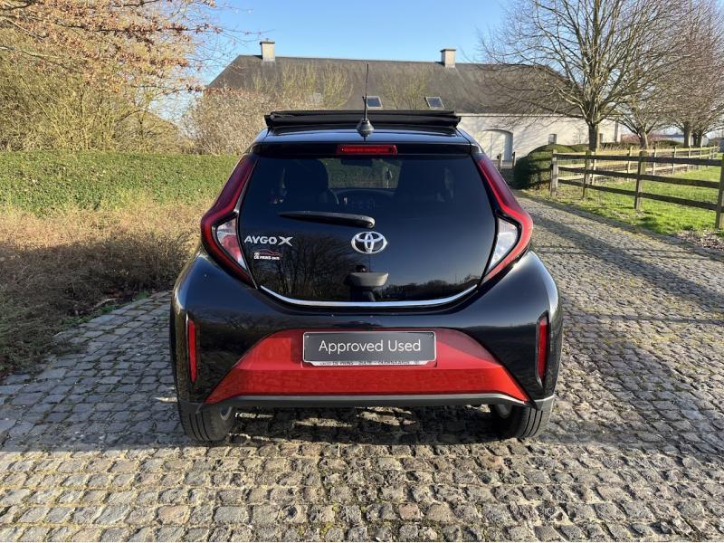 Toyota Aygo X X Air pulse, Rouge, Achat, 998 cm³, Boîte manuelle
