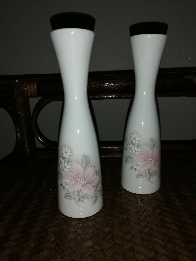 2 porceleinen vaasjes, Antiek en Kunst, Antiek | Porselein, Ophalen of Verzenden