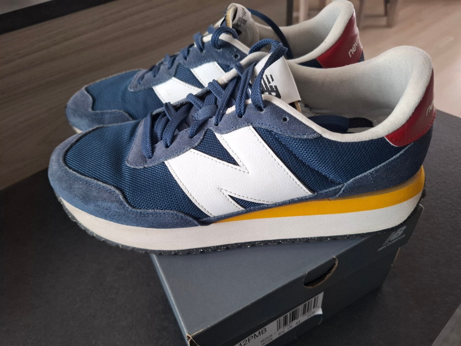 New Balance 237 taille 44