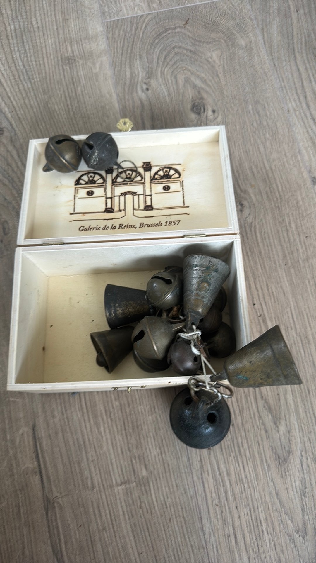 cloches en cuivre vintage et de cloches de sonnerie, Hobby en Vrije tijd, Metaaldetectors, Ophalen of Verzenden, Zo goed als nieuw
