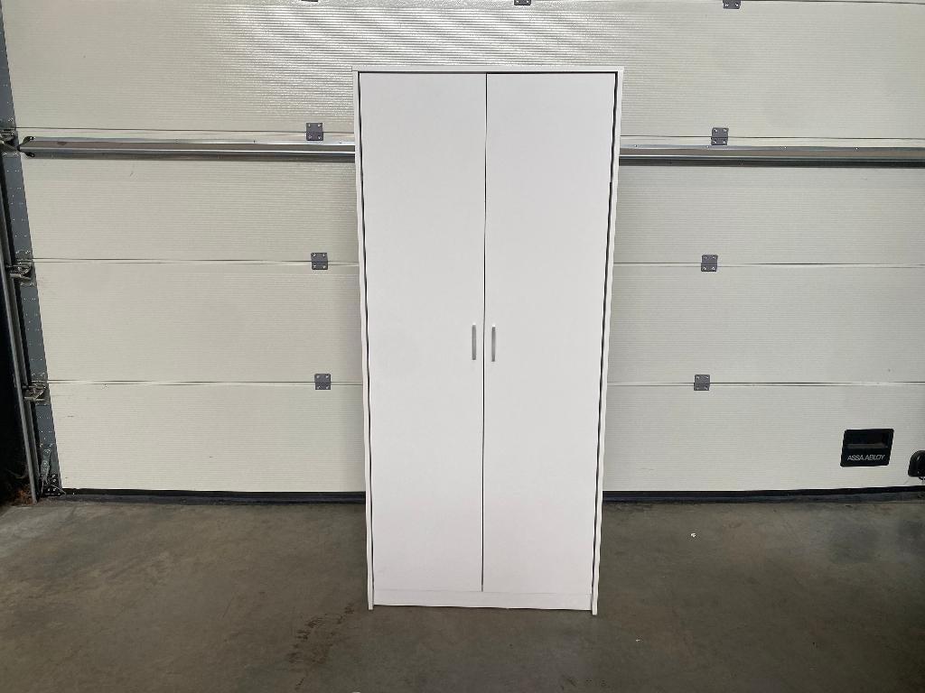 (101) Kledijkast witte kleur nieuw uit toonzaal winkel, Huis en Inrichting, Kasten | Kleerkasten, Nieuw, Ophalen
