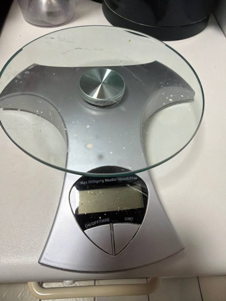 Digitale keukenweegschaal met glazen plateau – 3 kg, Elektronische apparatuur, Ophalen, Keukenweegschaal, 1 tot 500 gram, Digitaal
