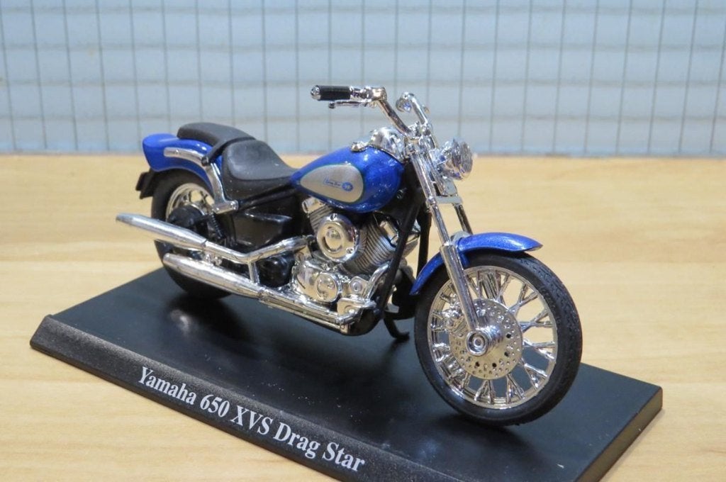 Yamaha XVS650 Dragstar blue 1:18 majorette blister, Hobby en Vrije tijd, Modelauto's | 1:18, Nieuw, Motor, Overige merken, Ophalen of Verzenden