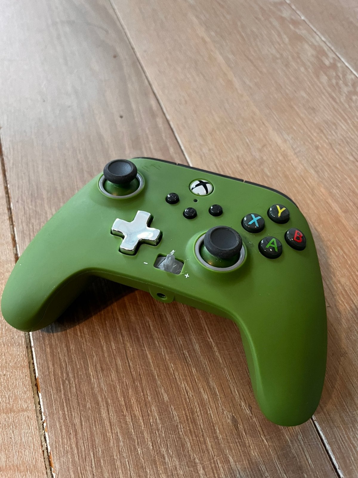 Xbox series S/X wired controller, Games en Spelcomputers, Ophalen of Verzenden, Zo goed als nieuw, Controller, Xbox Series S
