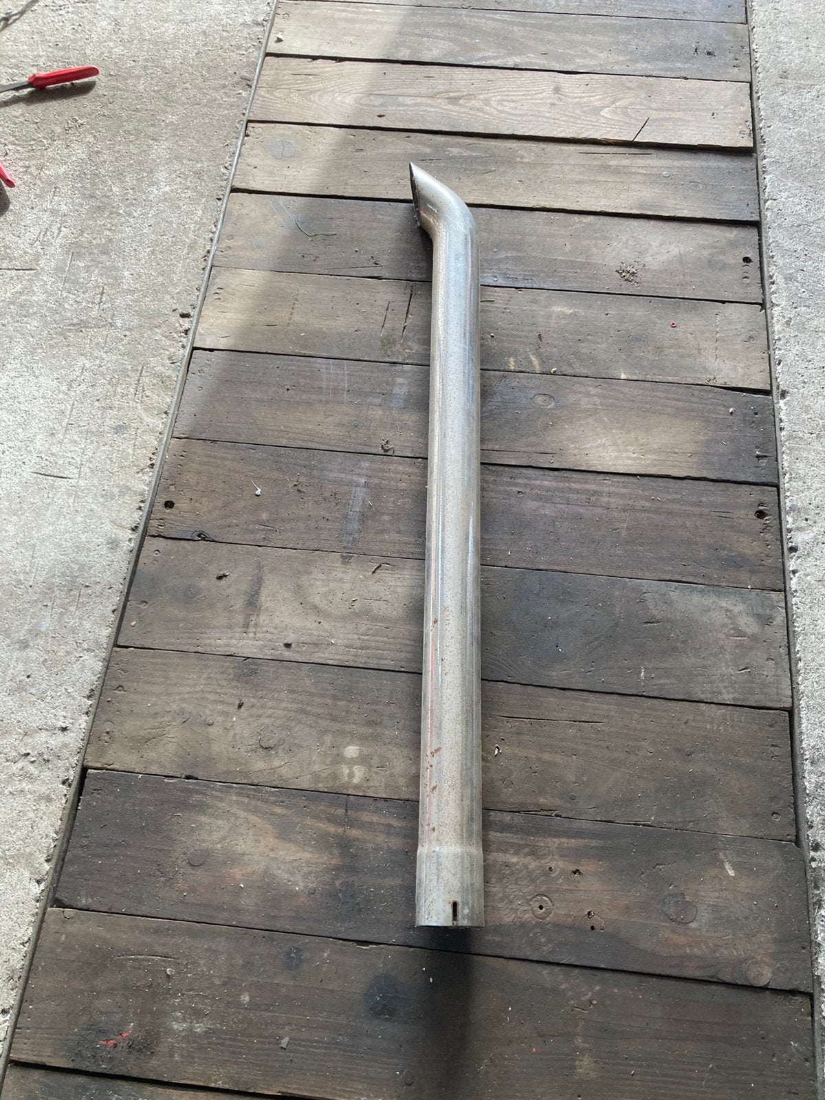Rechte uitlaat, Ophalen