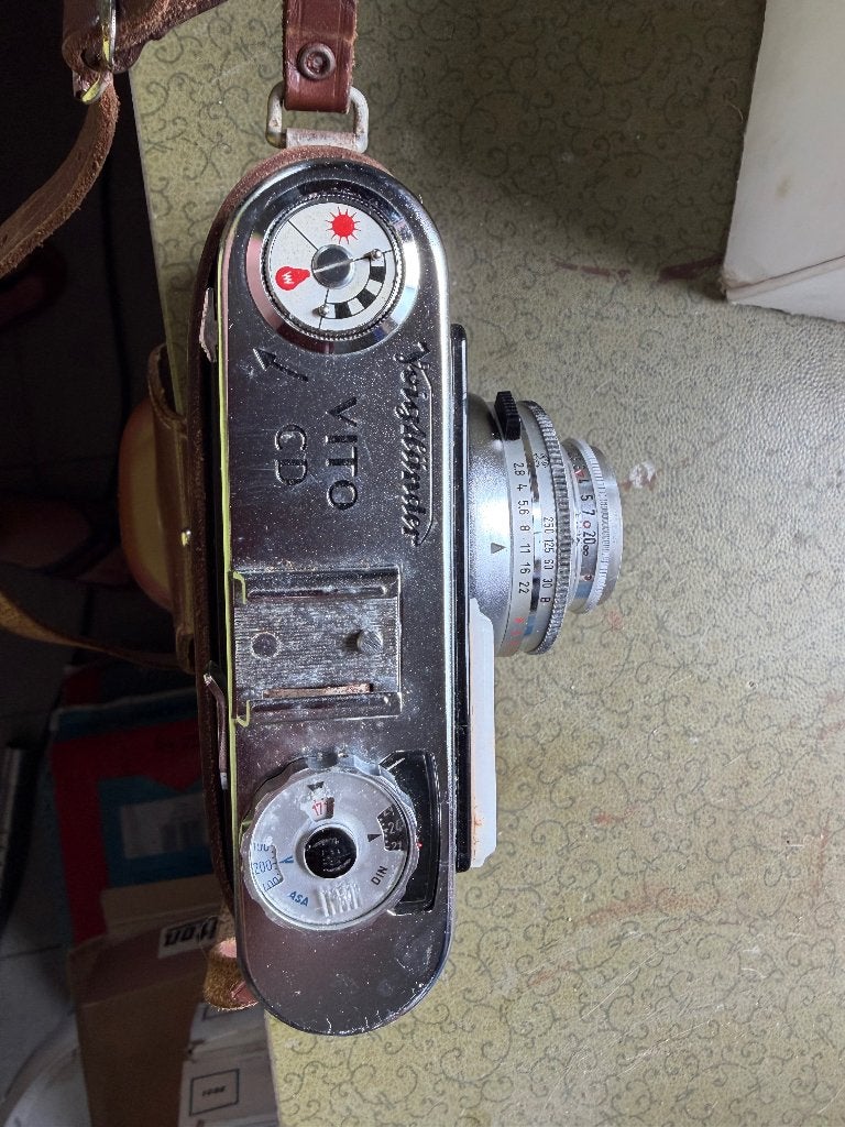 Oud fototoestel jaren ‘60 in lederen etui, Verzamelen, Ophalen of Verzenden, 1960 tot 1980, Fototoestel