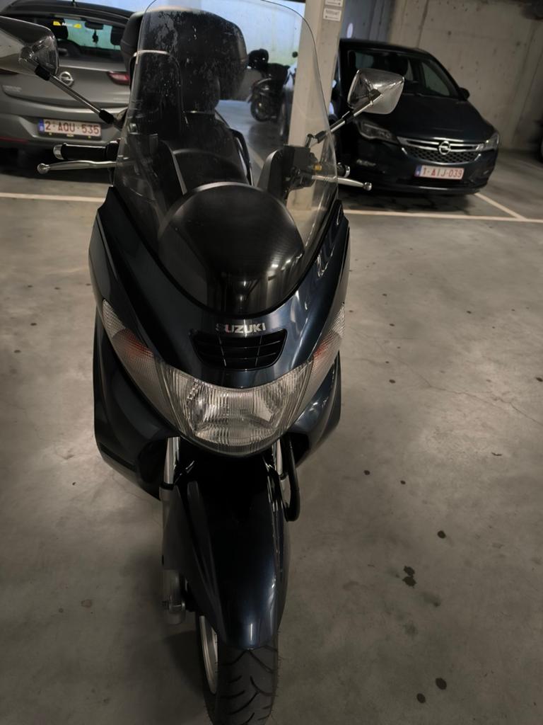 Suzuki  burgman 400 cc, Motoren, Ophalen of Verzenden
