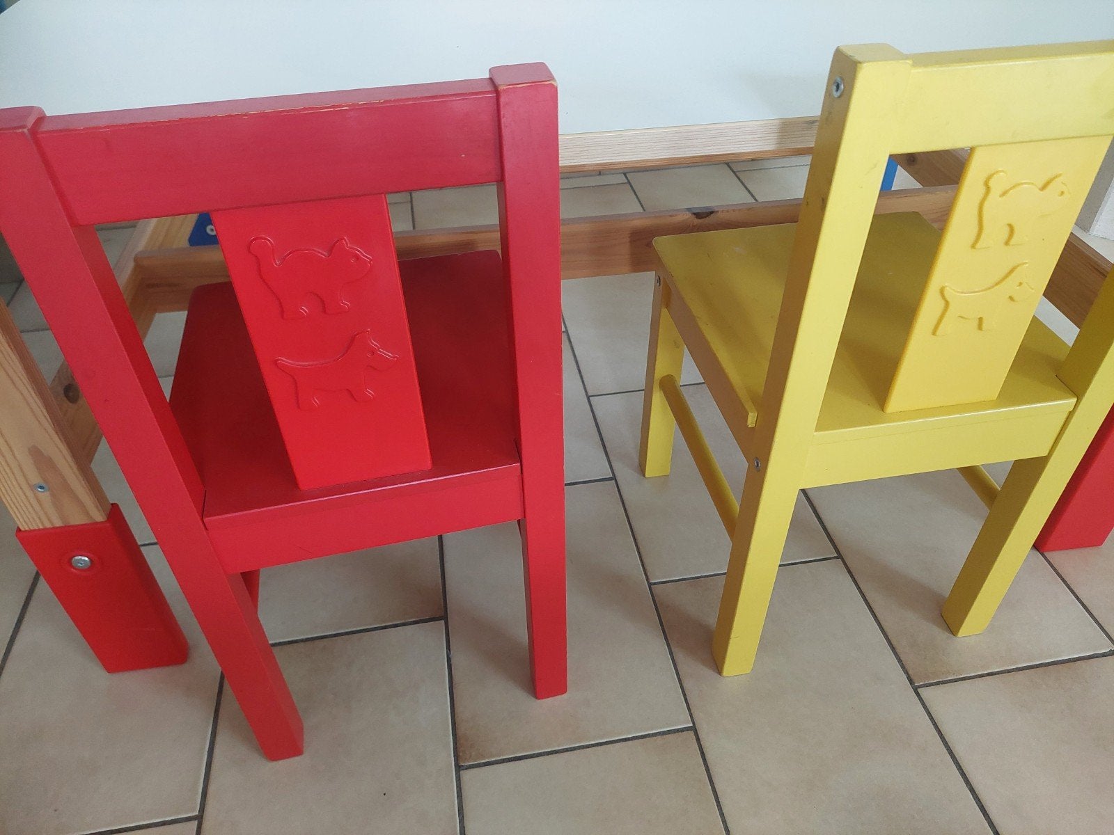 tafel met 2 stoeltjes, Enfants & Bébés, Enlèvement