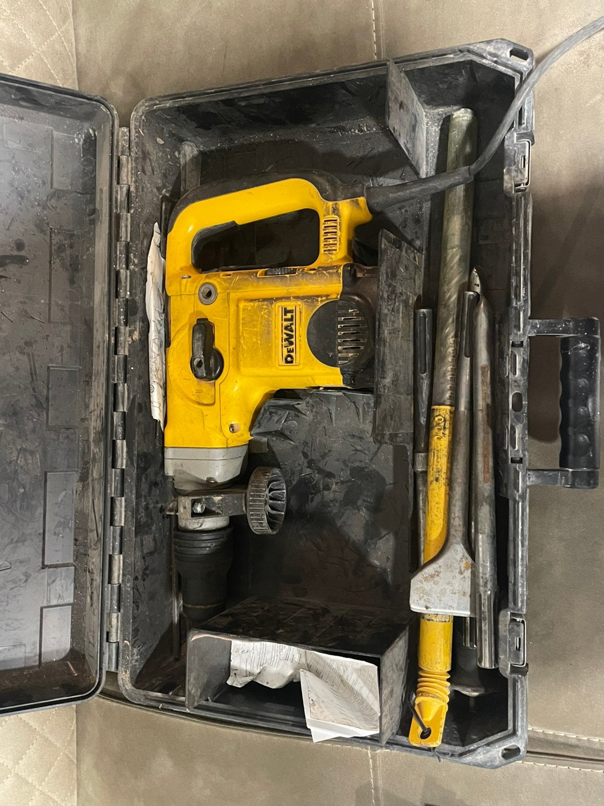 DeWalt SDS-Max boor-/breekhamer met verschillende beitels, Ophalen, Zo goed als nieuw