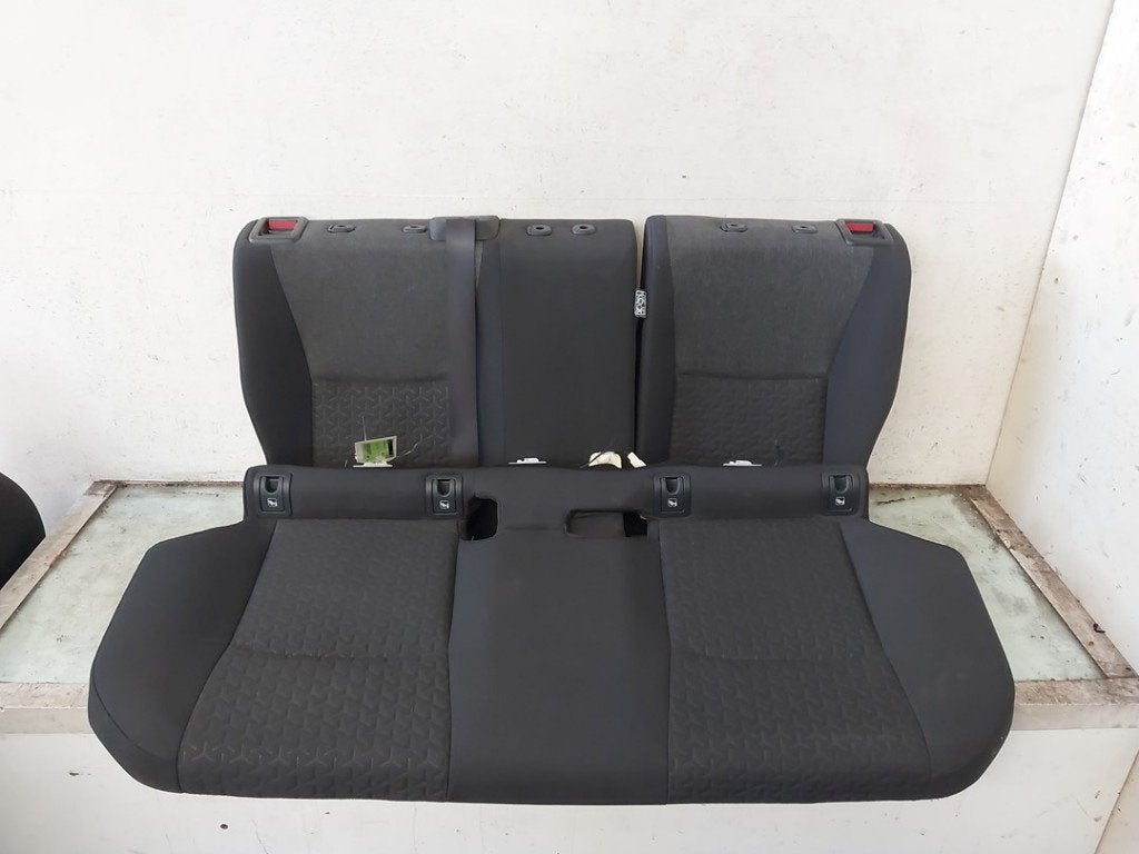 ACHTERBANK Toyota Yaris Cross (PB1 / PJ1) (01-2020/-), Auto-onderdelen, Gebruikt, Kundenbetreuung@toyota.de, Toyota, Toyota-Allee 2
50858  Köln, DE