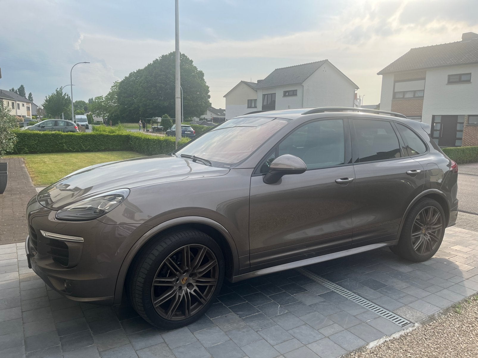 Porsche Cayenne S E-Hybrid 3.0 V6 - GTS SportDesign, Autos, Porsche, Cuir, Cayenne, Achat, Euro 6