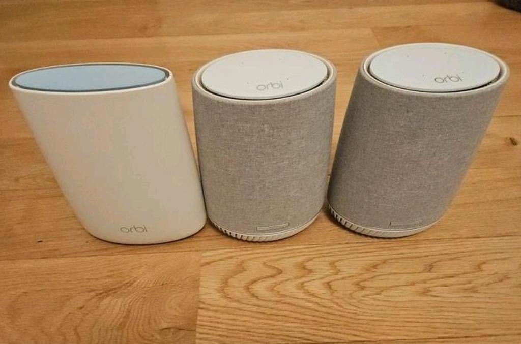 Kit Mesh WiFi Netgear Orbi RBR50 + 2x RBS40 Harman Kardon, Ophalen of Verzenden, Router