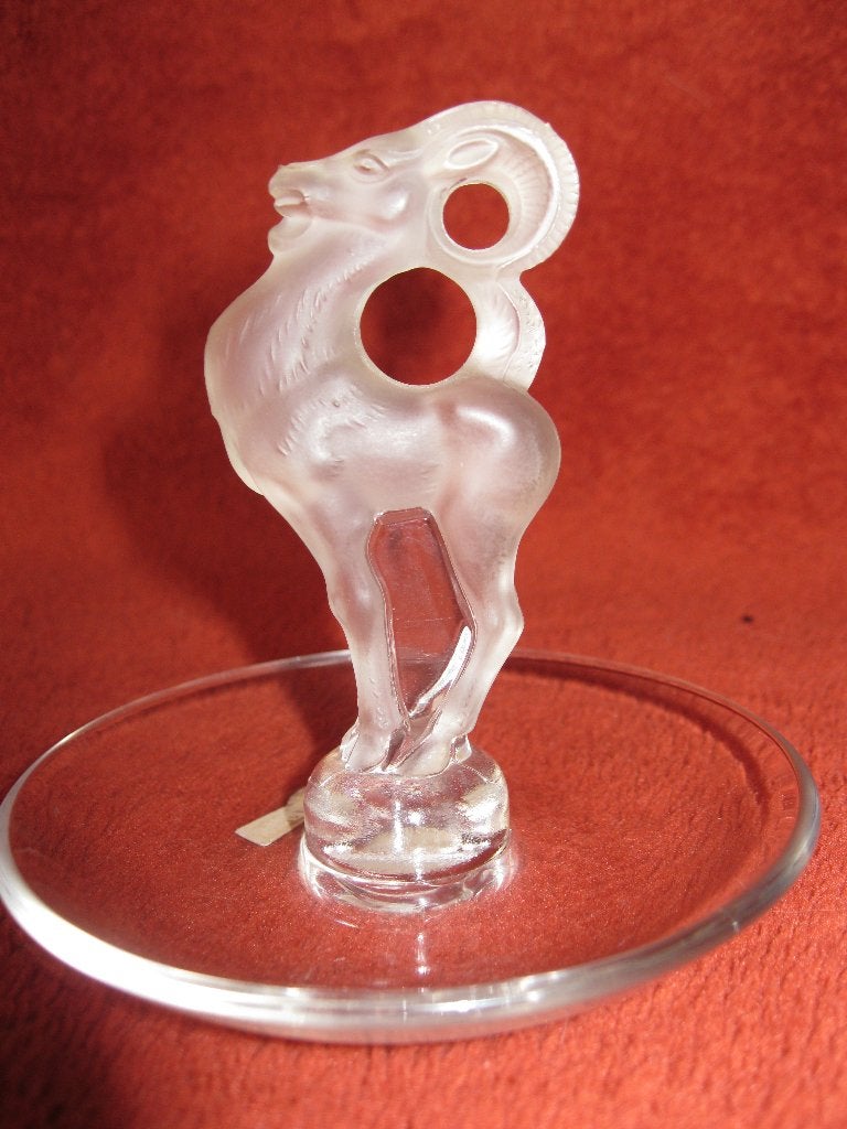 René Lalique steenbok juwelenschaal ram., Antiek en Kunst, Antiek | Glaswerk en Kristal, Ophalen
